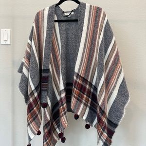 FRANCESCA’S shawl, size ONE SIZE, color ASSORTED